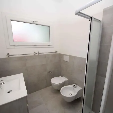 Apartment 34 *
